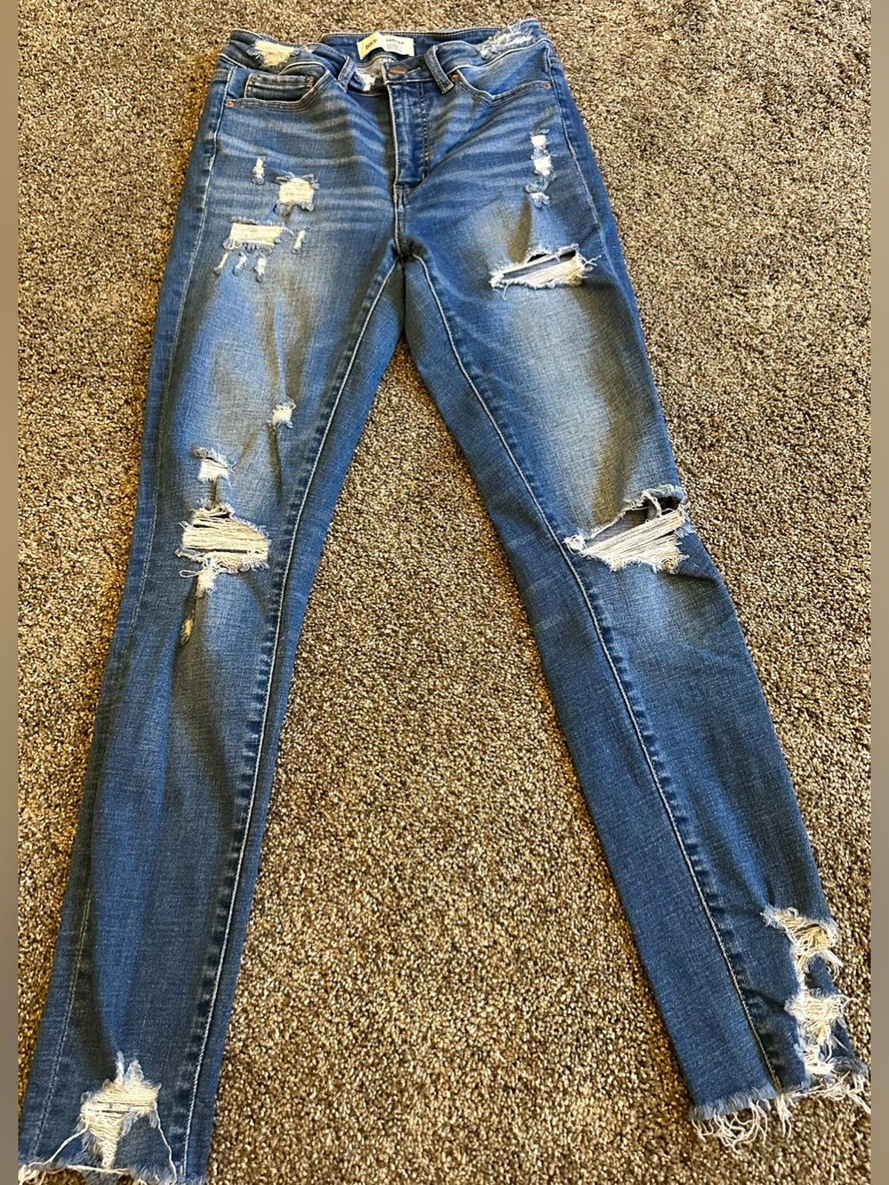 BKE Parker Women’s Jeans Size 25
High Rise Ankle Skinny Universal Fit